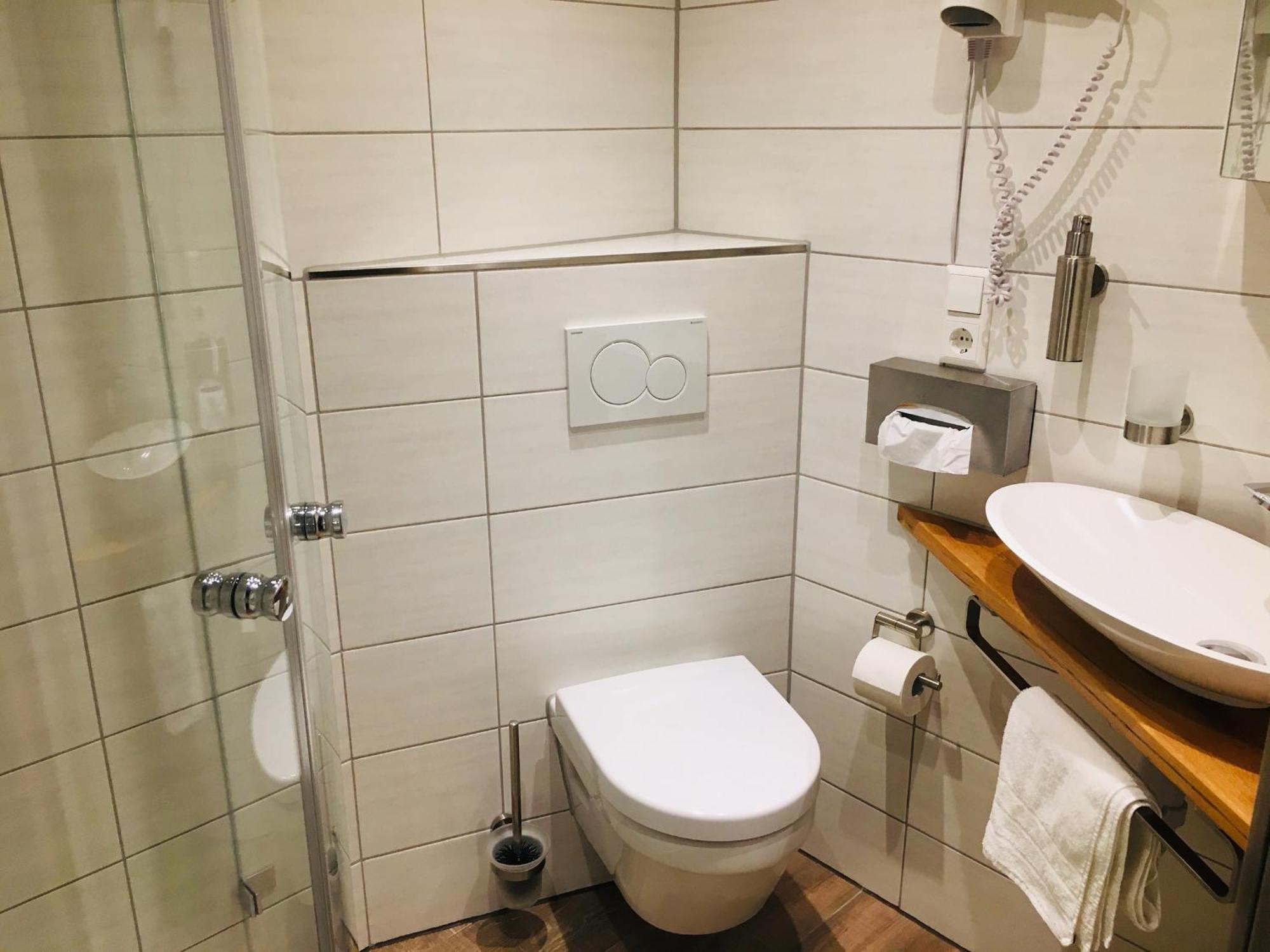 Gasthof Zum Ochsen Mössingen Buitenkant foto