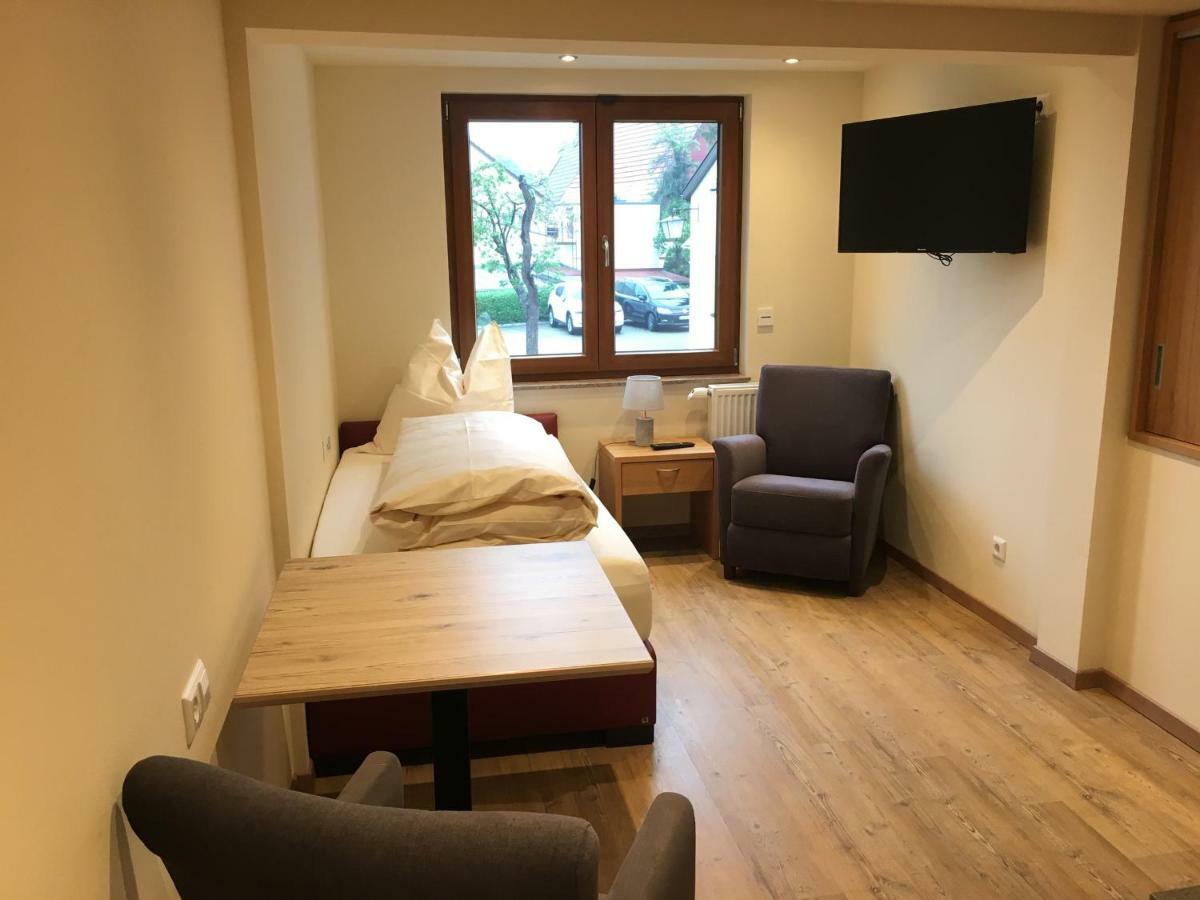 Gasthof Zum Ochsen Mössingen Buitenkant foto